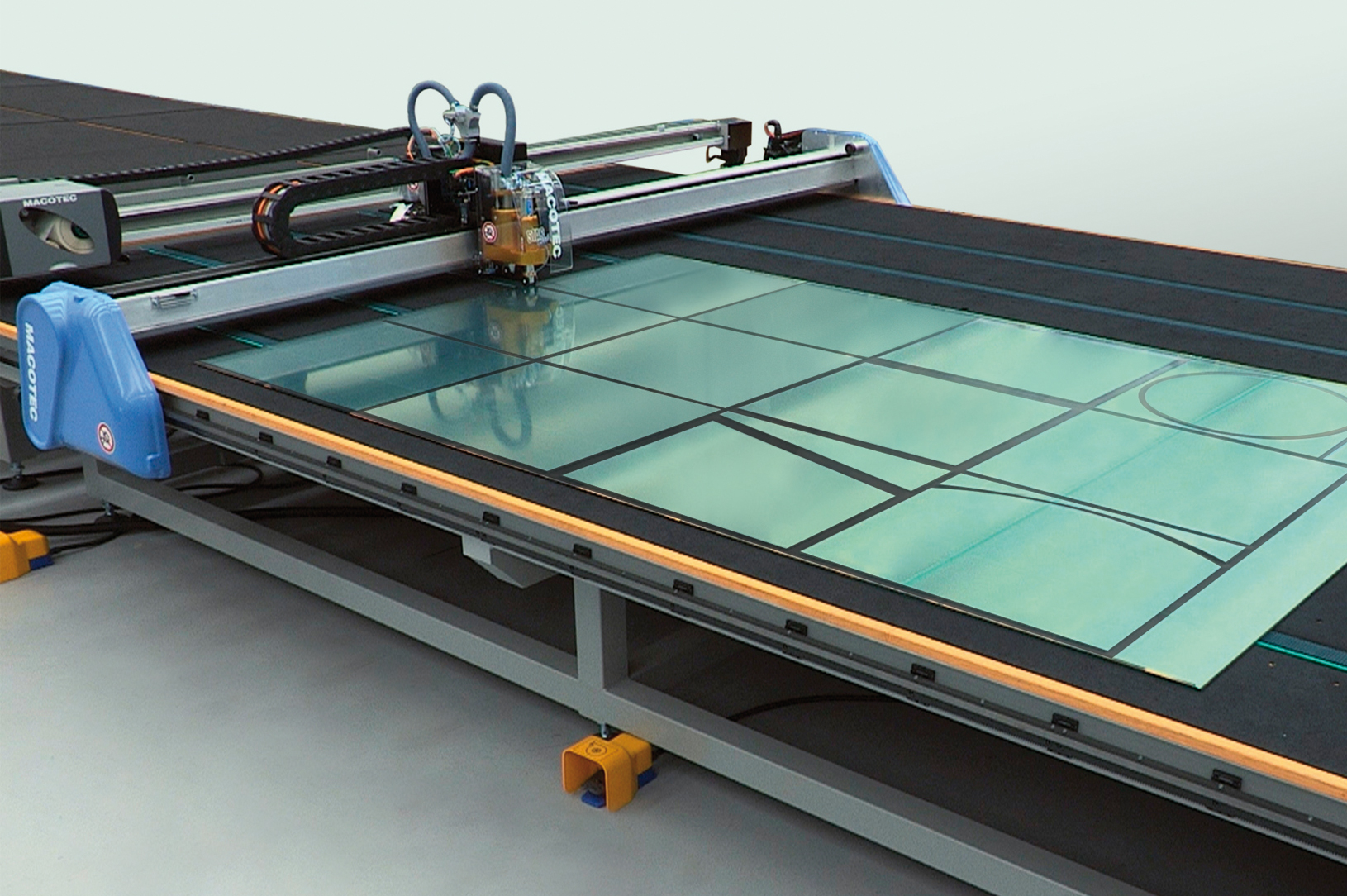 Macotec Star Cut Automatic Cutting Table